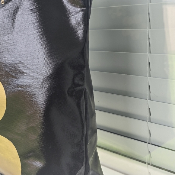 Marc Jacobs Daisy Tote Bag Women’s Cute Black Gold Stylish Patent Leather New - Picture 8 of 16